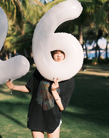 ㄴㄴ의 첫 번째 생일에
초대합니다